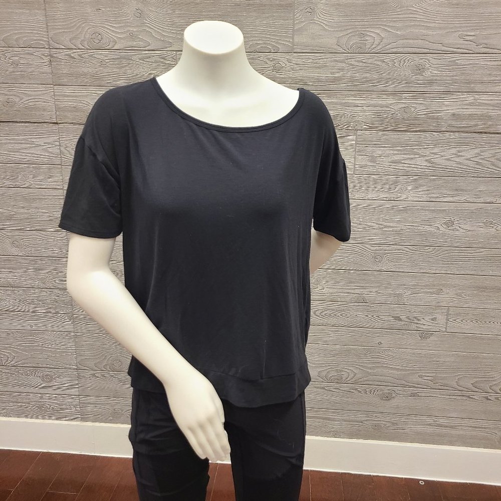 Gap Fit - Breath - Open Back Athletic Top